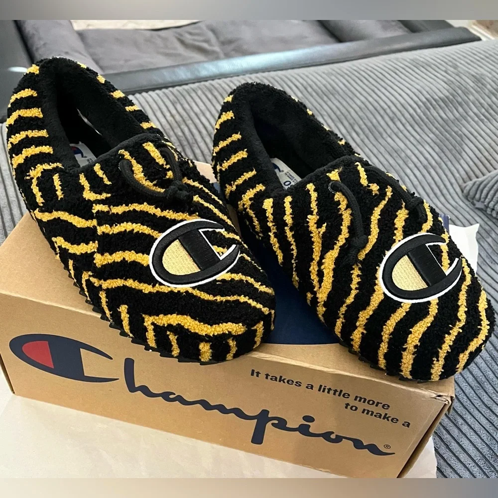 CHAMPION UNIVERSITY WAVES TERRY CLOTH COMFORT SLIPPERS IOB